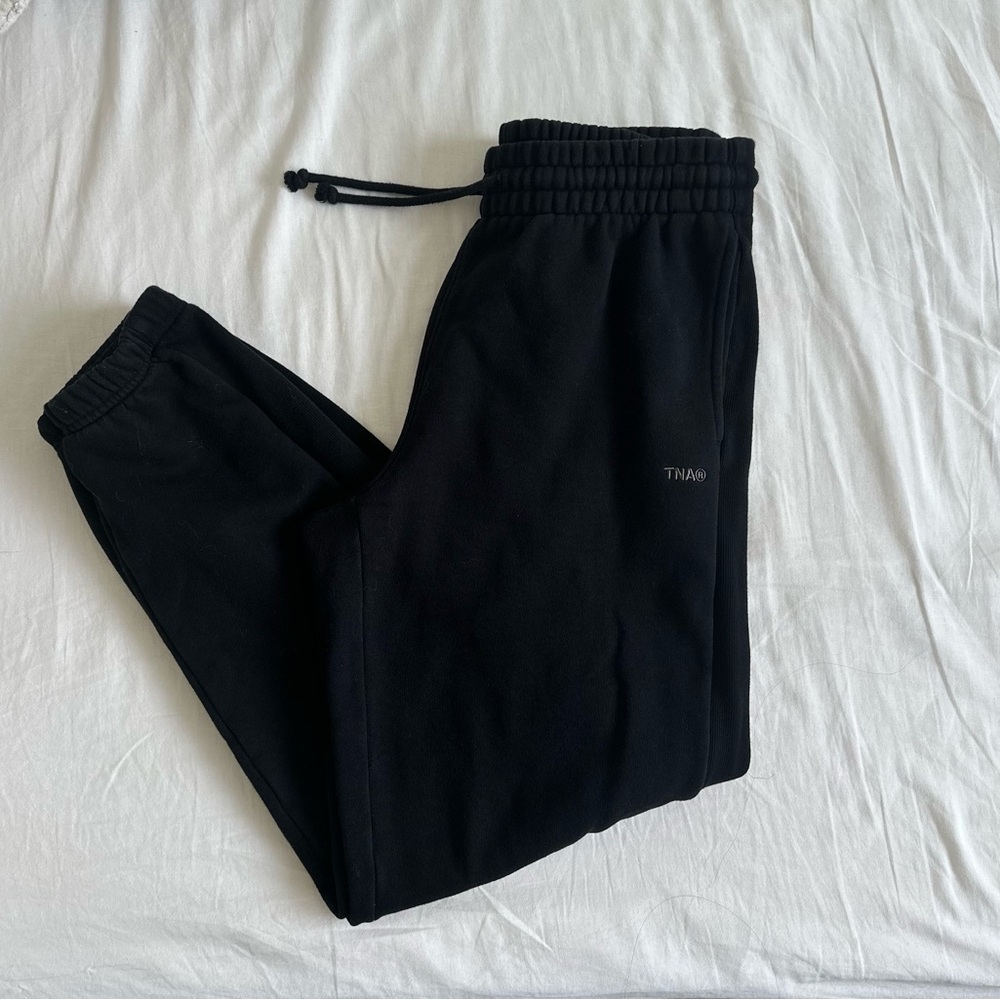 Aritzia black boyfriend fit sweatpants